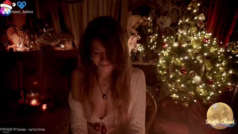 Snapshot of souffle_chaud chatting on December 2024 09:35:01 PM . . online show from December 2024 09:35:01 PM