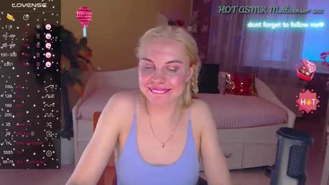 Lisa online show from September 2025 04:35:02 AM