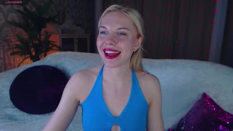 Lisa online show from November 2025 06:34:02 AM