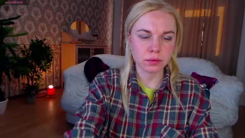 Lisa online show from April 2026 01:36:01 AM