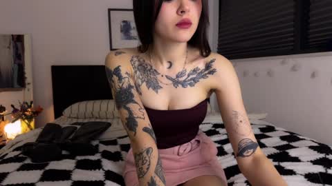 Kira online show from March 2026 10:00:02 PM