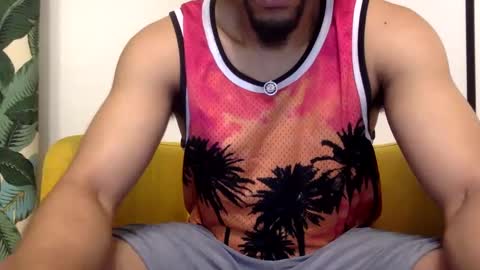 Longhaitianbbc  thick latina online show from December 2024 07:05:01 PM