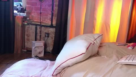 soulmeinme online show from May 2026 07:36:02 AM