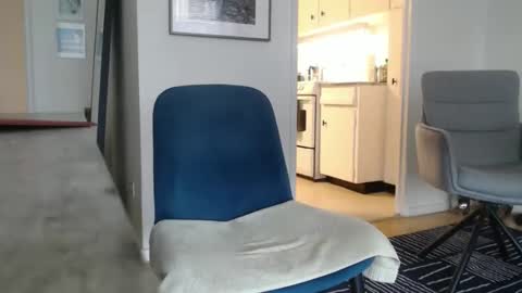 Snapshot of souzdal_toronto chatting on December 2025 07:53:02 PM Souzdal Toronto online show from December 2025 07:53:02 PM