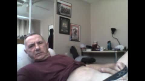 Snapshot of sox1957 chatting on November 2025 06:45:01 PM sox1957 online show from November 2025 06:45:01 PM