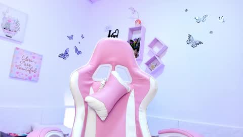 Snapshot of soy_alice chatting on September 2025 01:38:01 AM Alicia PVT OPEN online show from September 2025 01:38:01 AM