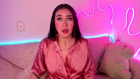 soy_camila_ online show from February 2025 06:13:02 PM