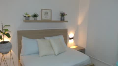 Snapshot of soy_mariana_ chatting on January 2025 02:08:02 AM M A R I A N A online show from January 2025 02:08:02 AM