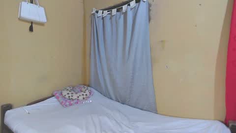 Miauhg online show from December 2024 10:12:01 PM