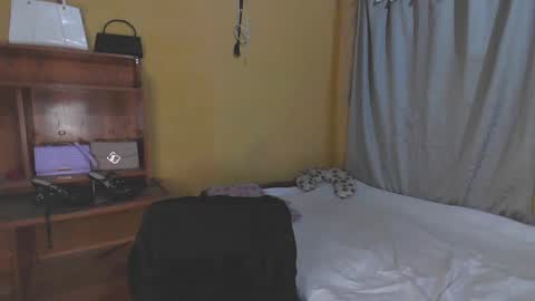 Miauhg online show from December 2024 02:24:01 AM