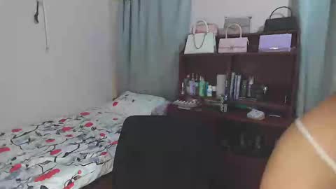 Miauhg online show from January 2025 11:23:02 AM