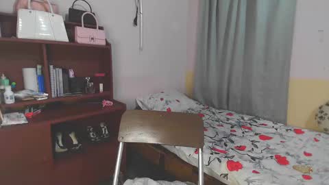 Miauhg online show from February 2025 07:44:01 AM