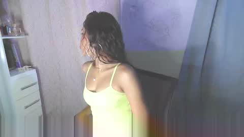 Miauhg online show from October 2025 04:45:01 AM