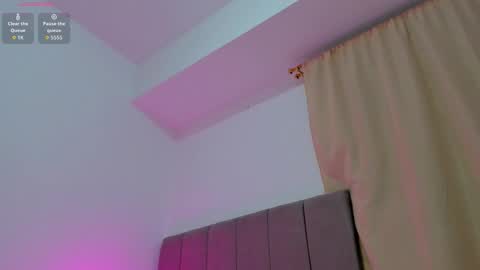 Instagram Soyamandaa  1 online show from December 2025 11:11:01 PM