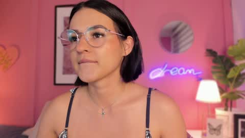 Snapshot of soysaraa_ chatting on January 2025 07:35:01 AM Aleja online show from January 2025 07:35:01 AM