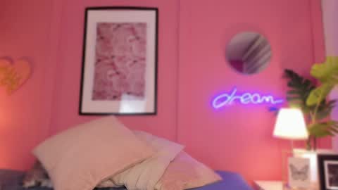 Snapshot of soysaraa_ chatting on January 2025 08:08:01 AM Aleja online show from January 2025 08:08:01 AM