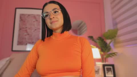 Snapshot of soysaraa_ chatting on February 2025 04:58:01 AM Aleja online show from February 2025 04:58:01 AM