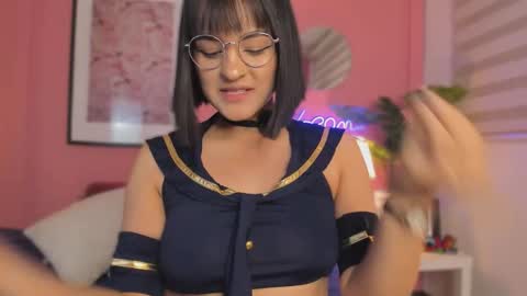 Snapshot of soysaraa_ chatting on September 2025 05:29:01 AM Aleja online show from September 2025 05:29:01 AM