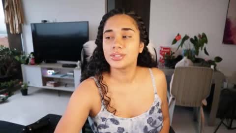 You want to talk to me more personal follow me in My Channel VIP  50 the discount       online show from October 2025 10:09:02 PM