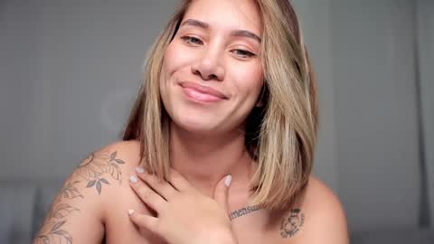 Snapshot of soytulu_ chatting on December 2024 01:25:01 AM brisa s online show from December 2024 01:25:01 AM