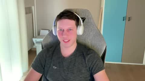 Snapshot of spaduzz chatting on April 2026 01:26:01 PM spaduzz online show from April 2026 01:26:01 PM