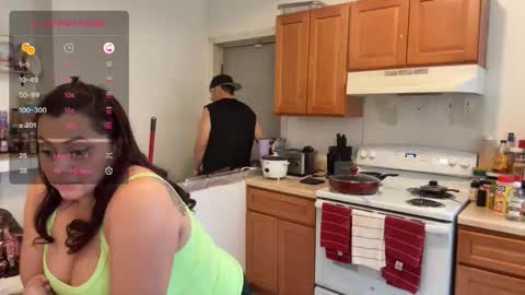 Snapshot of spanishcouple4255 chatting on November 2025 05:47:02 PM spanishcouple4255 online show from November 2025 05:47:02 PM