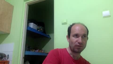 Snaiky online show from April 2026 10:23:01 PM