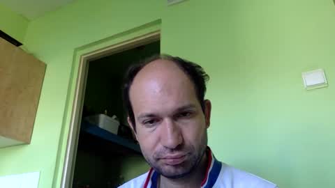 Snaiky online show from May 2026 09:27:02 AM