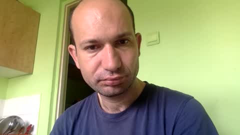 Snaiky online show from May 2026 09:37:01 AM