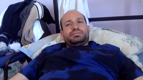 Snaiky online show from May 2026 06:32:01 AM