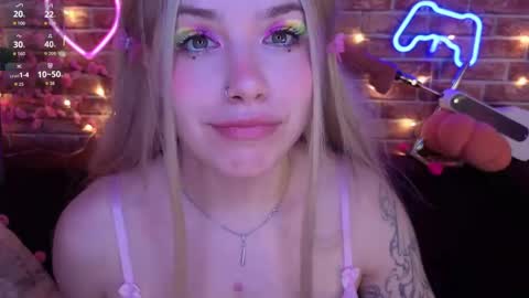  SparkleMona  online show from March 2026 02:23:01 PM