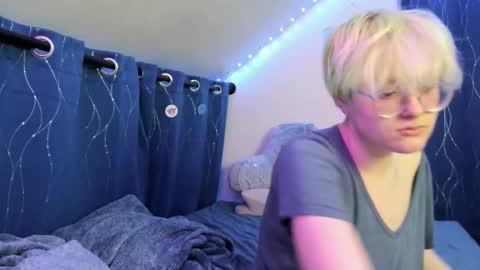 Atticus Pendragon online show from February 2026 04:20:01 AM