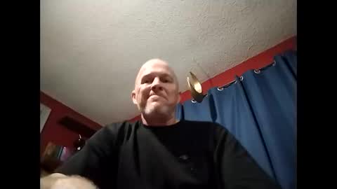 sparkybull135 online show from January 2026 02:05:02 AM