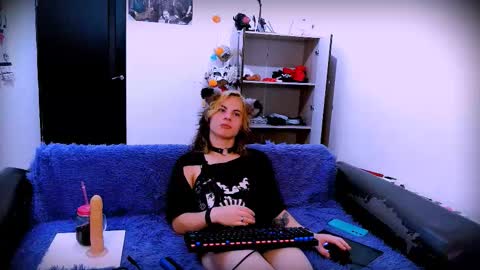 Snapshot of sparkyferret chatting on October 2025 05:15:01 AM sparkyferret online show from October 2025 05:15:01 AM