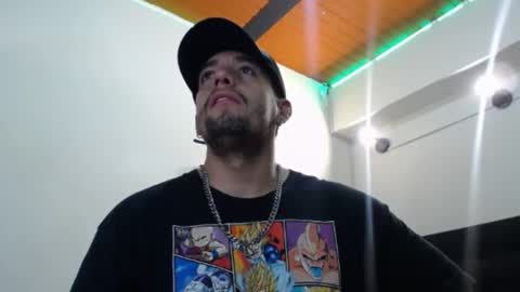     online show from February 2025 08:54:01 AM