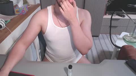 Snapshot of spb78 chatting on May 2026 07:30:02 PM Art online show from May 2026 07:30:02 PM