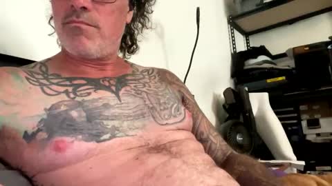 specter1972 online show from May 2026 04:57:02 PM