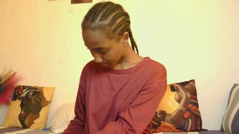 Snapshot of spicy_angels chatting on November 2025 08:07:01 AM Quinter Cheeky online show from November 2025 08:07:01 AM