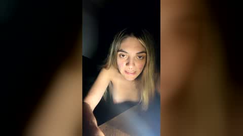 spicydiamond23 online show from May 2026 06:32:01 AM