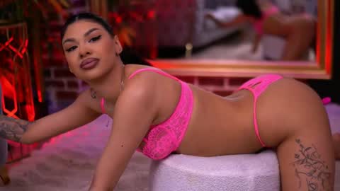spicyleyla online show from April 2026 06:53:02 PM