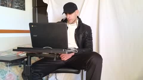 Marco. When Im offline you can view premium content in bio online show from February 2025 03:31:01 PM