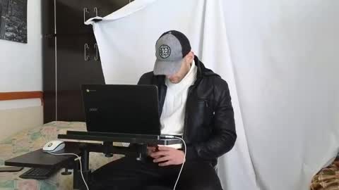 Marco. When Im offline you can view premium content in bio online show from February 2025 07:55:02 AM