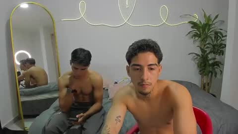 Snapshot of spider_master77 chatting on December 2025 02:10:02 AM spider master online show from December 2025 02:10:02 AM