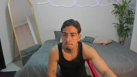 Snapshot of spider_master77 chatting on December 2025 02:53:01 AM spider master online show from December 2025 02:53:01 AM