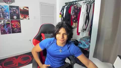 Snapshot of spideychill chatting on December 2025 09:07:01 AM spideychill online show from December 2025 09:07:01 AM