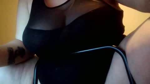 Vanessa Spade online show from May 2026 07:22:01 PM