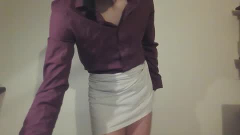 ellie online show from March 2026 10:26:01 PM