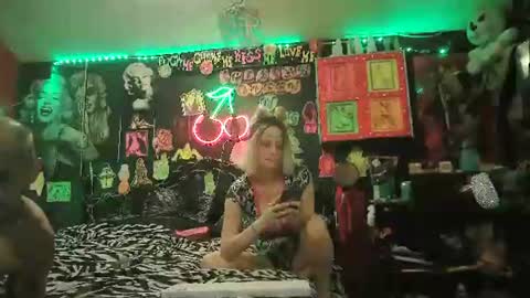 Daddy  His Splash Queen online show from June 2026 03:29:02 AM