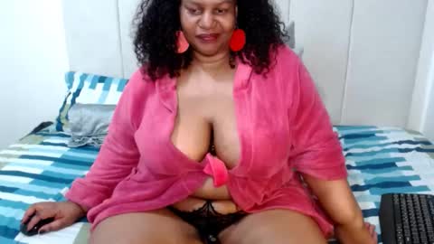 Snapshot of splendidtalitha chatting on May 2026 10:05:02 PM SplendidTalitha online show from May 2026 10:05:02 PM