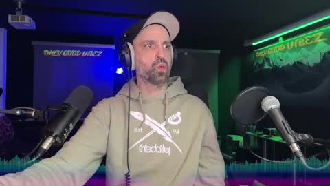 Snapshot of splivke chatting on December 2025 10:18:02 PM Splivke online show from December 2025 10:18:02 PM